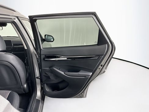 Used 2025 Kia Seltos S image 30