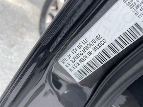 Used 2021 RAM 2500 Limited image 37