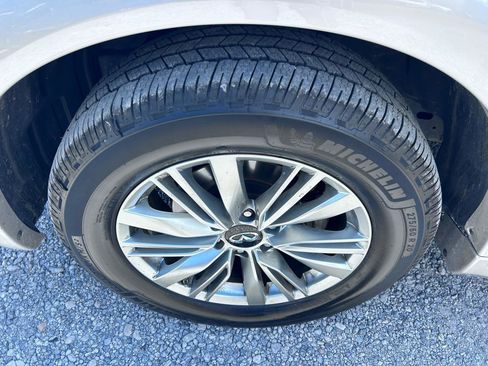 Used 2019 INFINITI QX80 Luxe w/ Proassist Package image 23