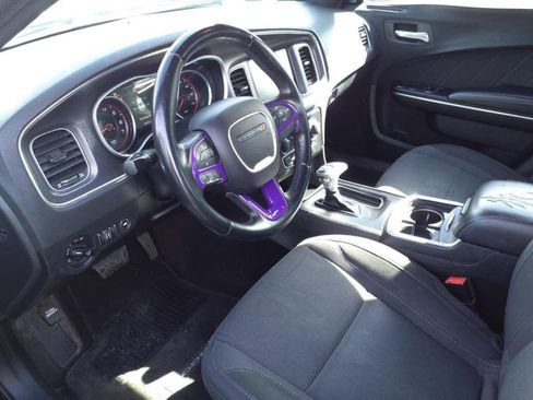 Used 2016 Dodge Charger SXT image 12