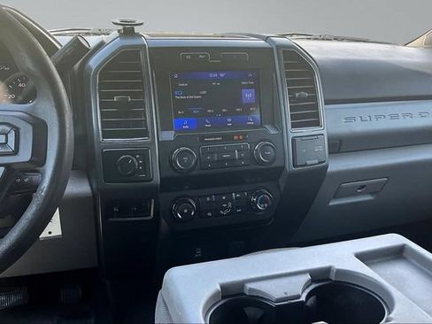 Used 2021 Ford F250 XLT AWD/4WD image 9