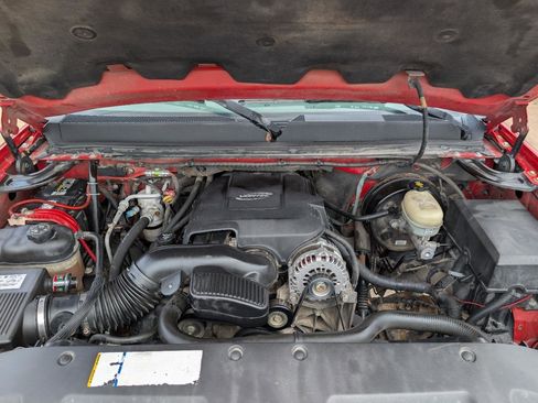 Used 2007 GMC Sierra 1500 SLE w/ Z71 Off-Road Package image 15