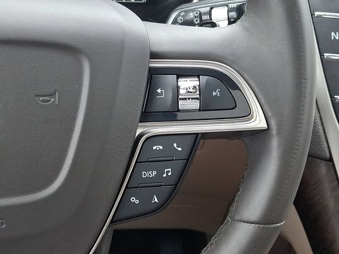 Used 2020 Lincoln Nautilus Reserve w/ Equipment Group 201A FWD image 25