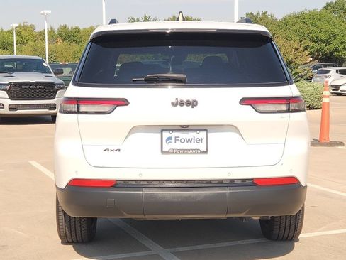 Used 2023 Jeep Grand Cherokee L Laredo AWD/4WD image 6