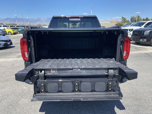 Used 2020 GMC Sierra 1500 SLT w/ SLT Premium Plus Package AWD/4WD image 26