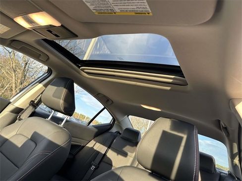 New 2025 Nissan Altima 2.5 SR w/ SR Premium Package image 17