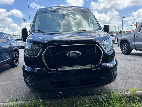 Used 2024 Ford Transit 350 XLT RWD image 5