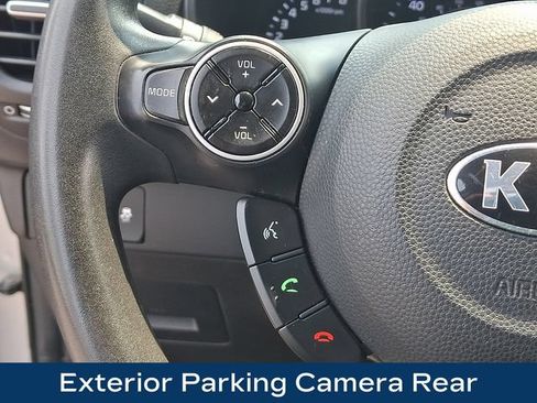 Used 2018 Kia Soul + FWD image 6
