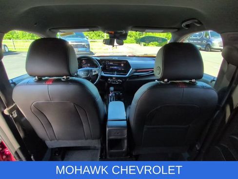 Used 2024 Chevrolet Trax RS w/ Driver Confidence Package FWD image 20