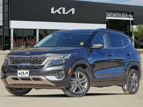 Certified 2021 Kia Seltos S image 1