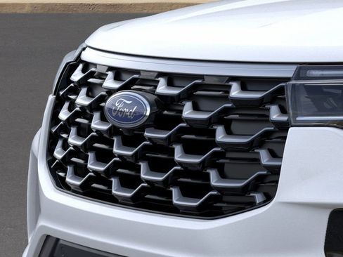 New 2026 Ford Explorer Platinum AWD/4WD image 17