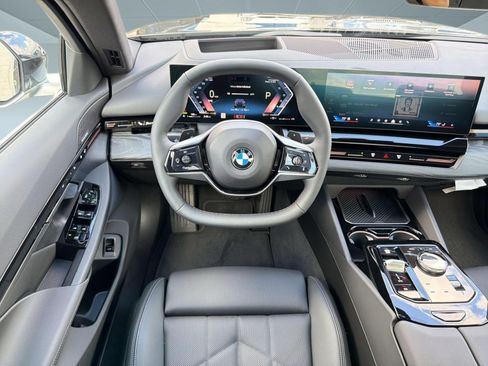 Used 2026 BMW 530i RWD image 28