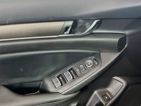 Used 2022 Honda Accord LX image 14