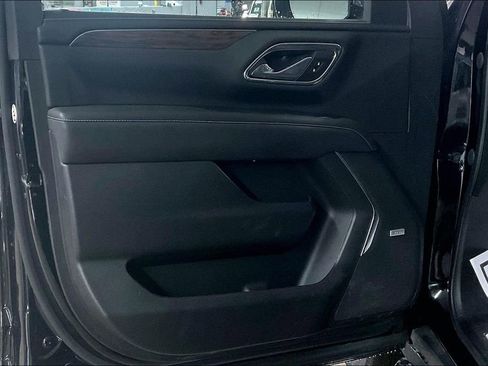 Used 2023 Chevrolet Tahoe Premier w/ Max Trailering Package image 22
