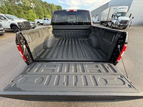Used 2020 Ford F150 XLT w/ Equipment Group 302A Luxury AWD/4WD image 18