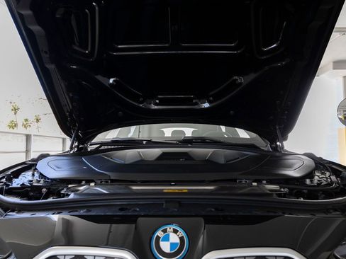 Used 2025 BMW i4 xDrive40i AWD/4WD image 31