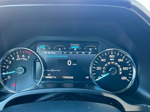 Used 2019 Ford F150 Platinum image 25