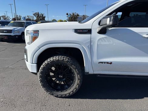 Used 2019 GMC Sierra 1500 AT4 w/ AT4 Premium Package AWD/4WD image 4