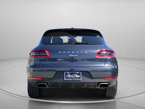 Used 2018 Porsche Macan image 4