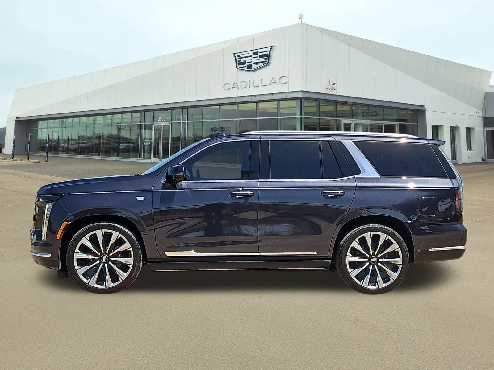 Used 2026 Cadillac Escalade Luxury w/ Touring Package AWD/4WD image 3