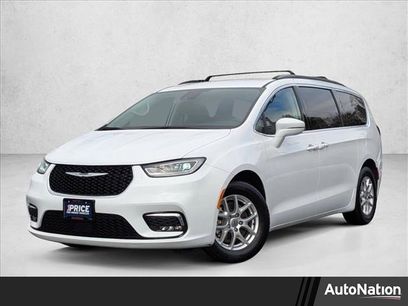 Used 2022 Chrysler Pacifica Touring-L