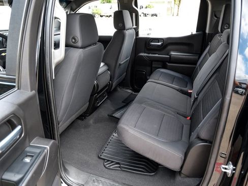 Used 2022 Chevrolet Silverado 1500 Custom w/ Safety Confidence Package AWD/4WD image 36