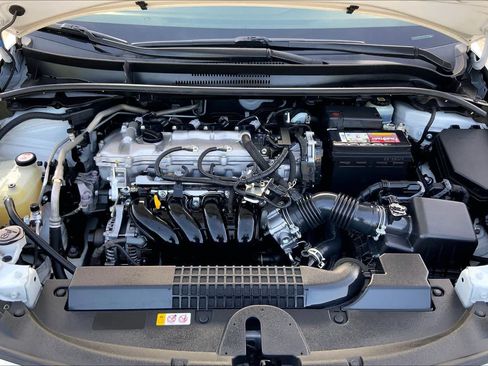 Used 2022 Toyota Corolla LE FWD image 31