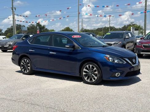 Used 2019 Nissan Sentra SR Turbo FWD image 2