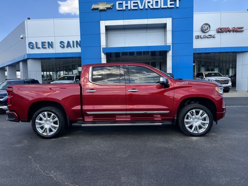 Used 2024 Chevrolet Silverado 1500 High Country w/ High Country Premium Package AWD/4WD image 11