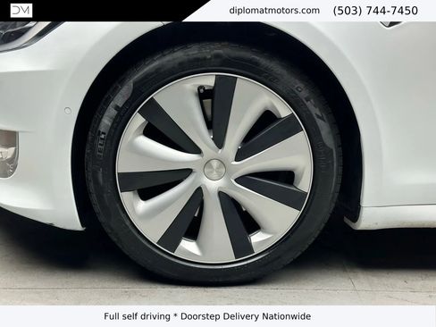 Used 2020 Tesla Model S Long Range Plus image 35