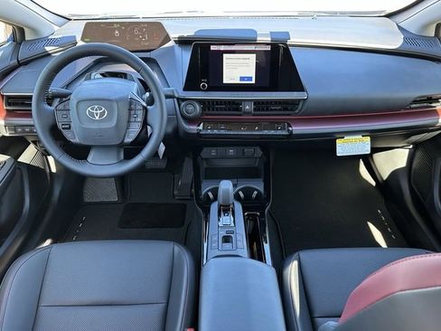 New 2026 Toyota Prius Plug-In Hybrid FWD image 9
