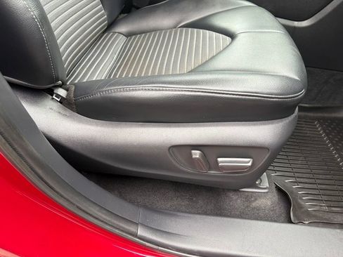 Used 2022 Toyota Highlander XSE image 23