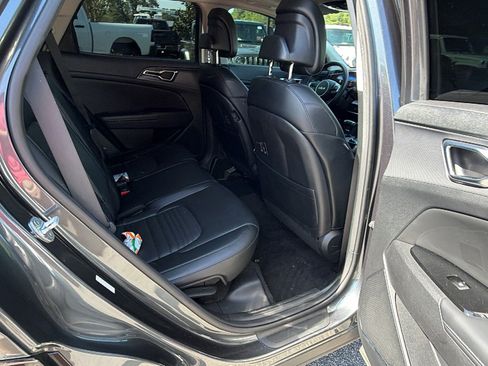 Used 2023 Kia Sportage SX FWD image 22
