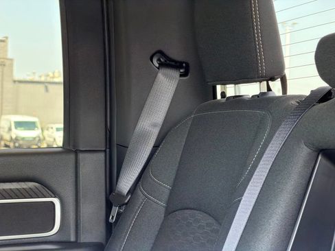 New 2026 RAM 3500 Big Horn AWD/4WD image 32