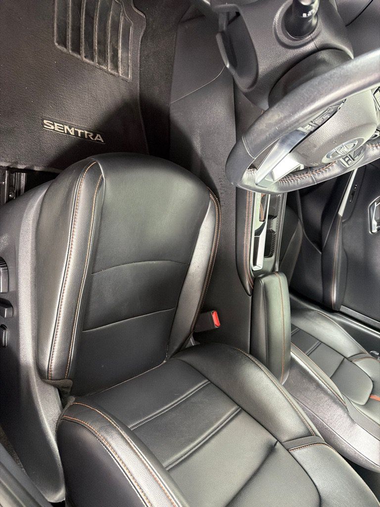 Used 2021 Nissan Sentra SR w/ SR Premium Package FWD image 12