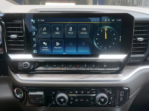 Used 2023 Chevrolet Silverado 1500 LTZ w/ LTZ Premium Package AWD/4WD image 13