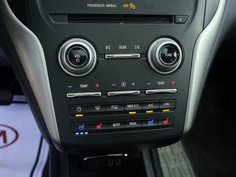 Used 2017 Lincoln MKC Reserve FWD image 38