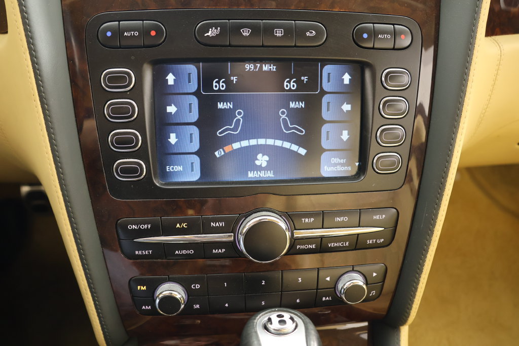 Used 2008 Bentley Flying Spur Flying Spur AWD/4WD image 14