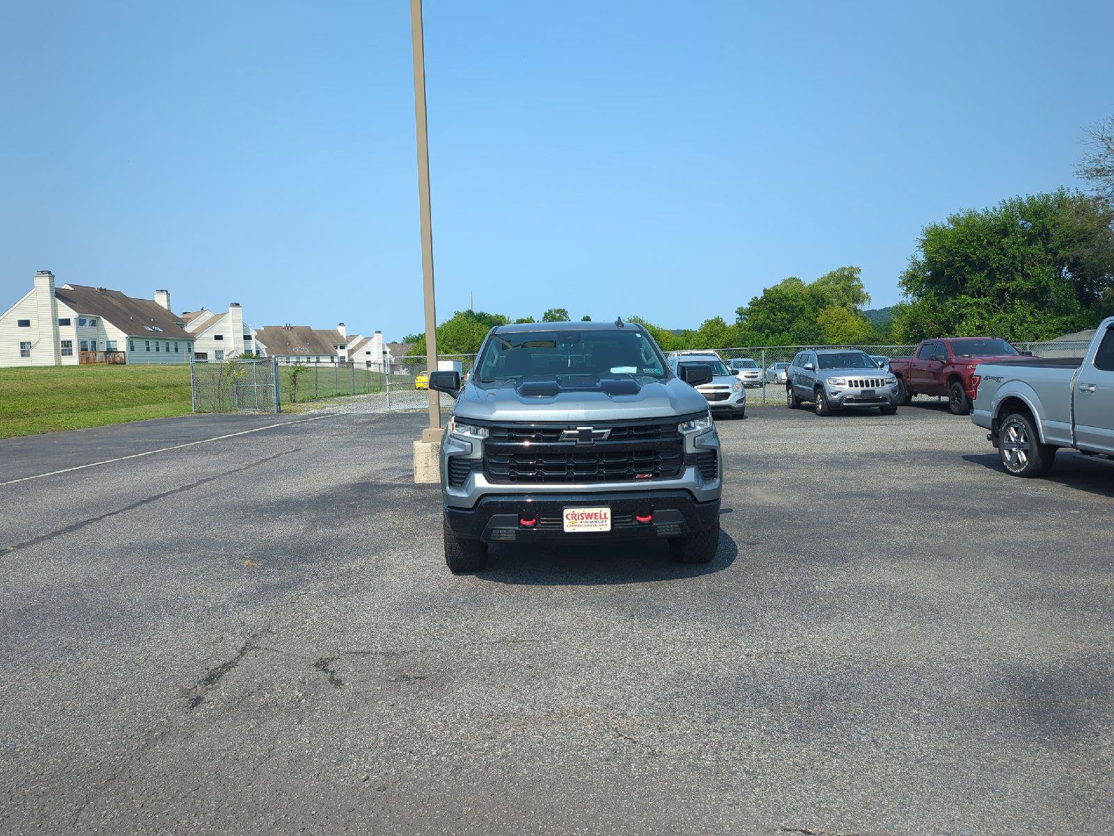 Used 2023 Chevrolet Silverado 1500 LT Trail Boss AWD/4WD image 2