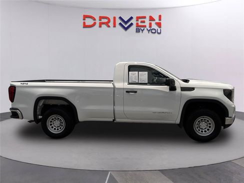 Used 2025 GMC Sierra 1500 Pro w/ Pro Value Package AWD/4WD image 3