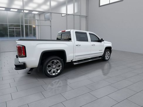 Used 2018 GMC Sierra 1500 SLT AWD/4WD image 8
