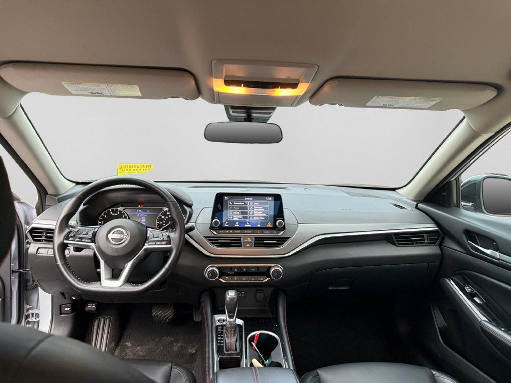 Used 2025 Nissan Altima 2.5 SR FWD image 22