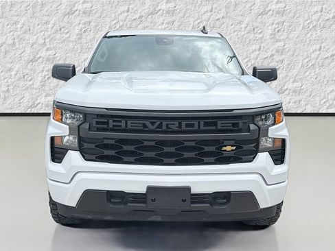 Used 2023 Chevrolet Silverado 1500 Custom AWD/4WD image 8
