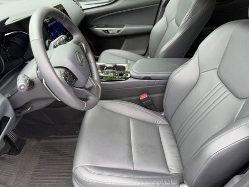 Certified 2026 Lexus NX 350 AWD w/ Accessory Package (2T) image 23