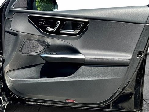 Certified 2025 Mercedes-Benz C 300 4MATIC Sedan image 31