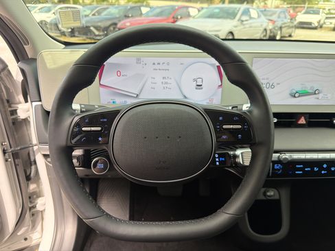 Certified 2024 Hyundai Ioniq 5 Limited RWD image 25