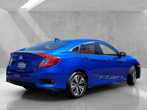 Used 2016 Honda Civic EX-T image 4