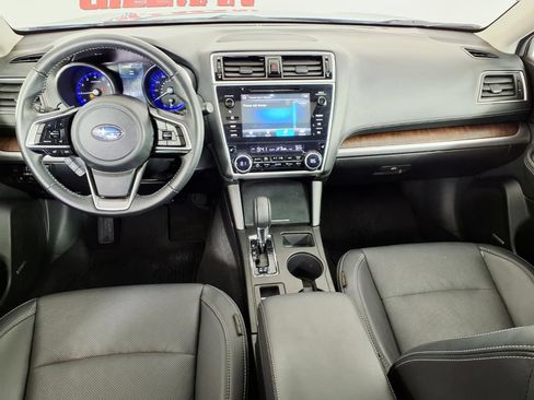 Used 2018 Subaru Outback 2.5i Limited AWD/4WD image 12