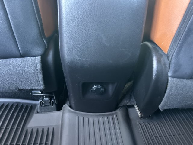 Used 2017 Toyota RAV4 SE FWD image 31