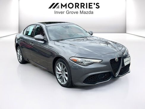 Used 2022 Alfa Romeo Giulia Sprint image 3